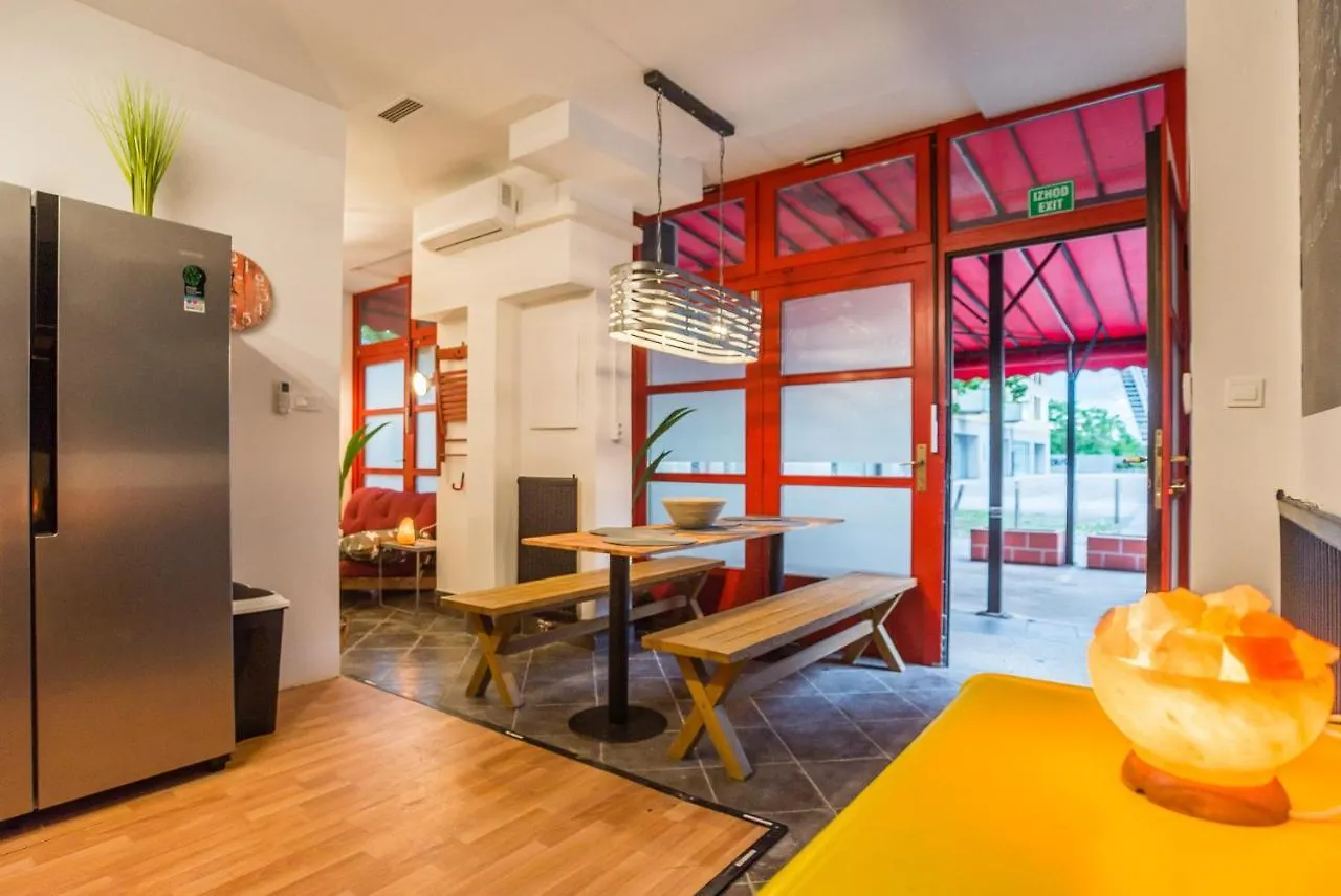 Apartma N'Poznam Ljubljana